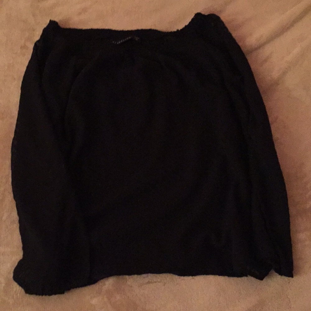 🌴Black Off The Shoulder Top Attention XL